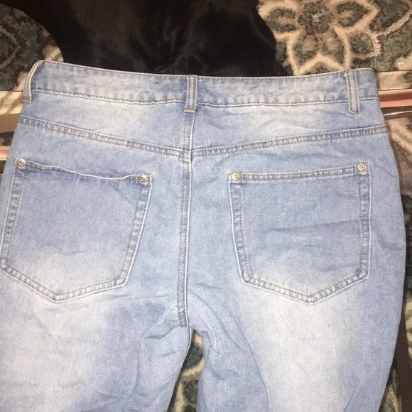 PLT RIPPED MOM JEANS - Picture 3 of 4